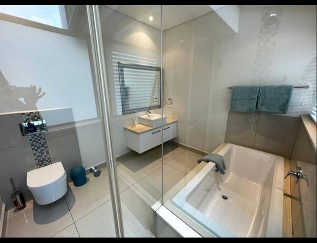 2 BEDROOM TOWNHOUSE TO LET IN NORWOOD